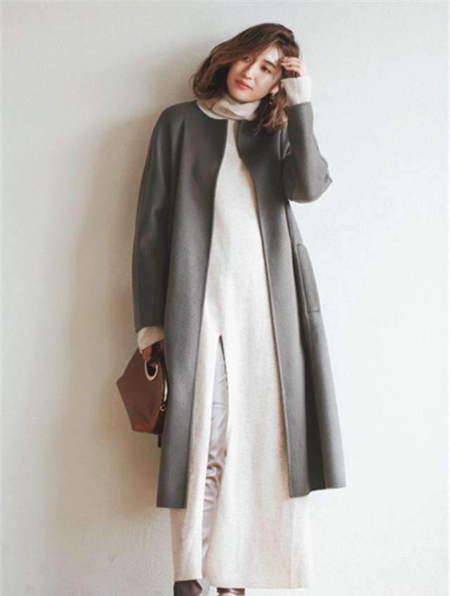 大衣 秋冬第一件大衣,有棕色、米色、藏青色,还有漂亮的烟熏色!
