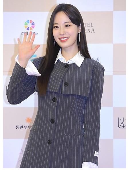 「MD PHOTO」 郑恩地等人出席闪耀韩国的10人大赏颁奖礼