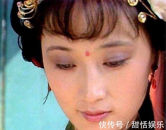 贾宝玉@红楼梦:香菱的结局暗示黛玉成为皇妃,却为皇后所不容,抑郁而终