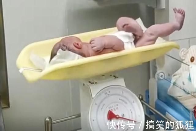 母乳|新生儿出生后,被护士抱走的10分钟经历了啥?这些处置一步不能少