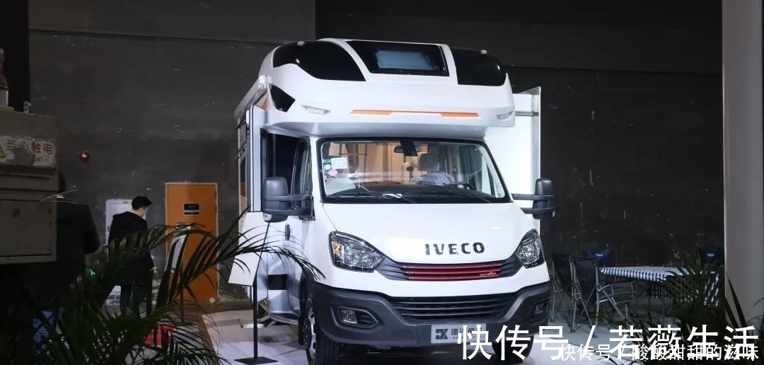 6座6卧 600w太阳能 德兴大熊座21款双拓房车来了 乐惠车 6座6卧 600w太阳能 德兴大熊座21款双拓房车来了 乐惠车