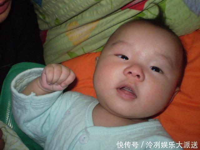 脾胃|劝告:3岁前,4种食物不是疼孩子,是害孩子,还有家长给娃吃