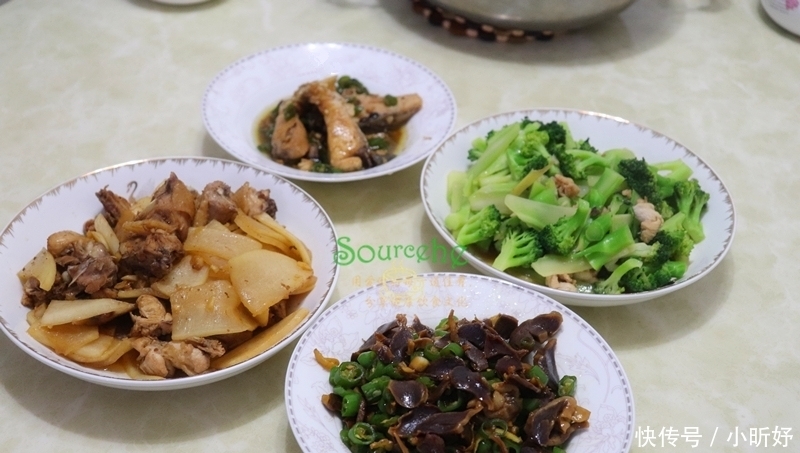 婆婆|一家五口的晚餐,四菜一汤一道凉拌菜不足100元,婆婆直夸我贤惠