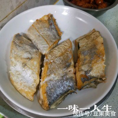  吃不下饭？那是你不会做红烧刀鱼｜品渤海刀鱼之美味