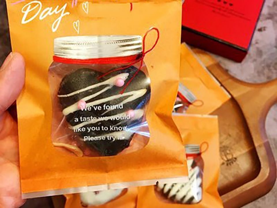 用油|巧克力饼干别再买着吃了,不用水不用油,而且不用烤,在家就能做