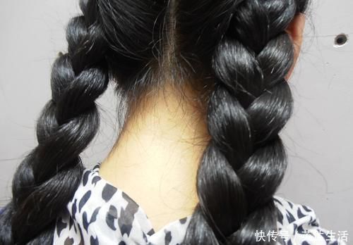 头发|女生晚上睡觉,到底是该扎着头发还是散着头发?