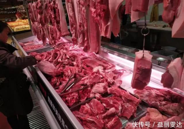 德国人吃猪肉有多疯狂?中国吃货也甘拜下风,不得不服