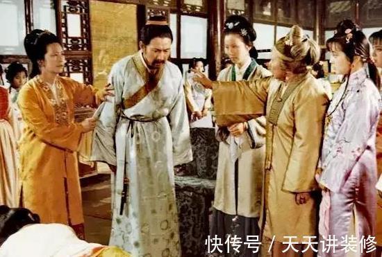 贾琏$宝玉挨打后一片混乱,可有人会注意,作为父亲贾政的无奈与悲凉