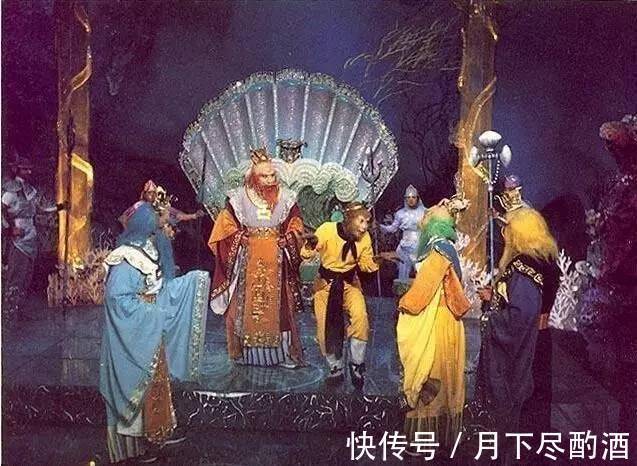 龙王们$西游记:孙悟空当年在东海很厉害,为什么后来总说自己水性不好?