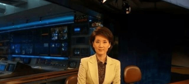 花甲|“央视主持”李修平半生2次结婚无子嗣，现年近花甲、光彩照人！