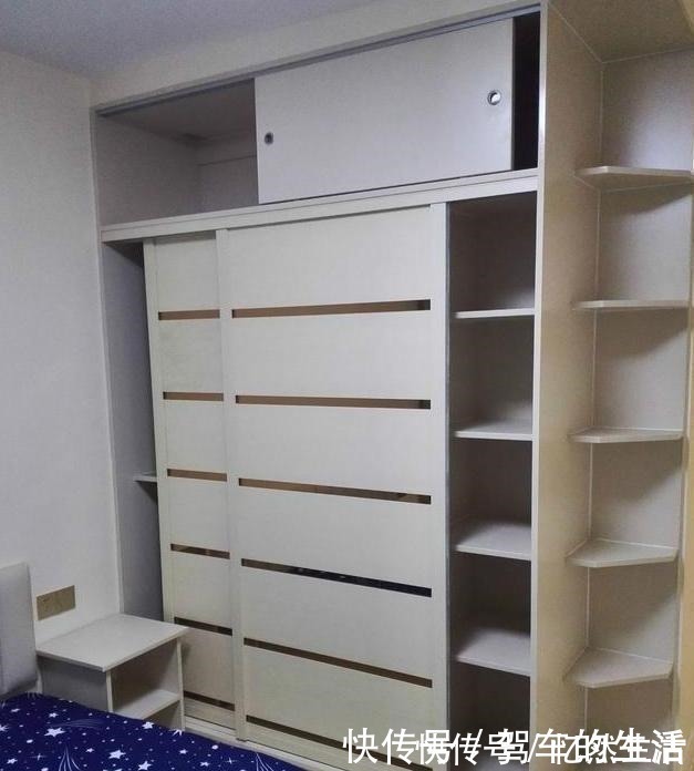 背景墙|新家唯一的阳台被加高20公分，媳妇直接当做休息区，衣服晾哪呢！