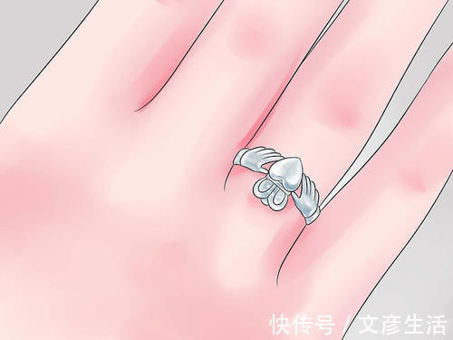 大全|订婚戒指戴哪个手指,结婚戒指戴哪个手指,克拉达戒指戴法大全