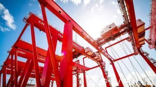 港机之王|打破海外技术垄断“世界港机之王”诞生,年营收245亿