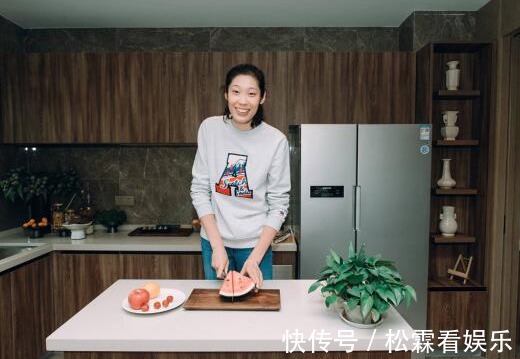 书房|走进朱婷现实的豪宅,如今已经是人生赢家,却还向往着农村生活