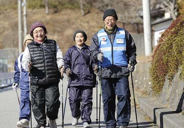 长寿|日本妇女长寿秘诀：早睡早起居第三，许多人可能不会想到第一个！