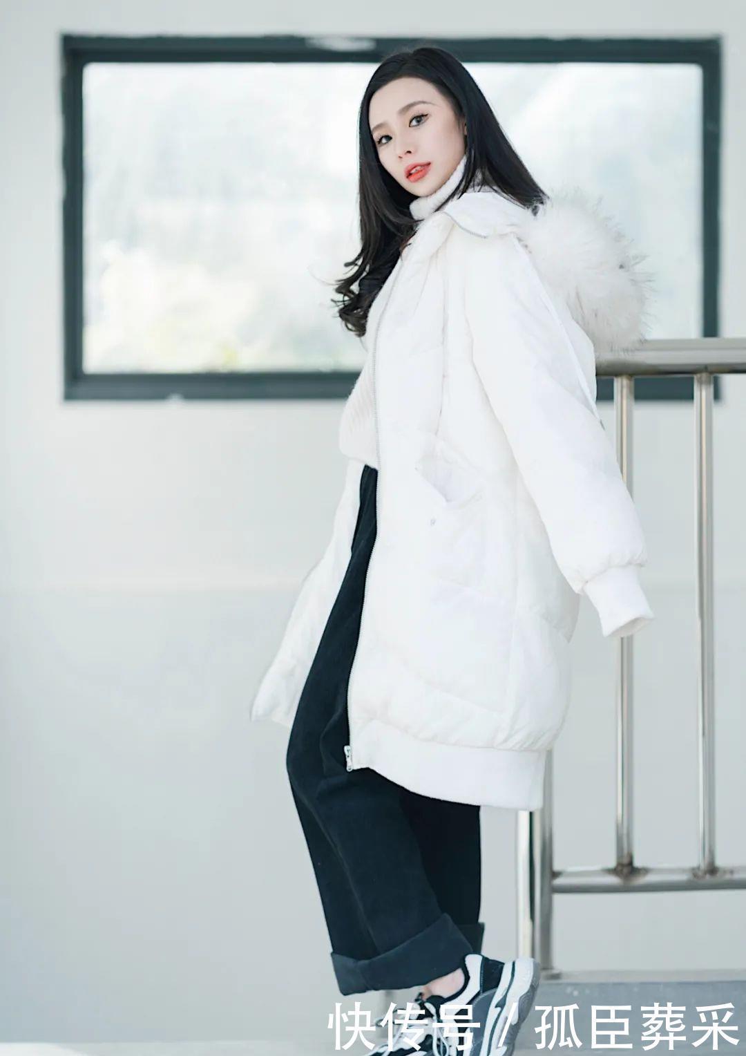 大毛衣+阔腿裤,2021洋气高级的正确打开方式