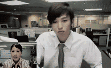 |搞笑GIF趣图:拔河促进团结,唯一不好的就是费鞋!