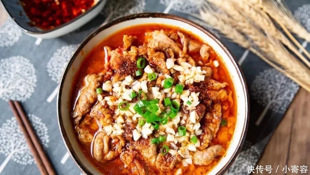 馋死人的水煮肉片!辣哭了也不松手!