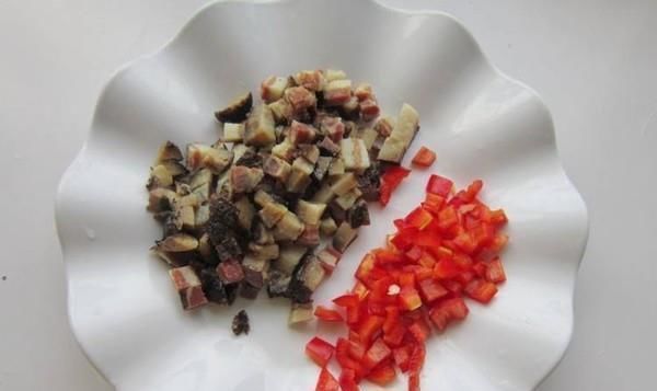 翻炒均匀|这菜是典型的“催老剂”,常吃易衰老,医生的家属很少吃,远离