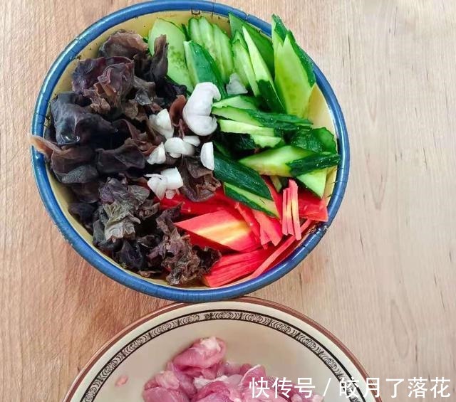 木耳|清新味美的佳肴，木须肉的营养价值高！