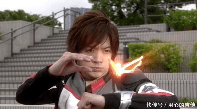 赛罗|哪些奥特曼变身失败过赛罗只有8米高,第四位死在地球!