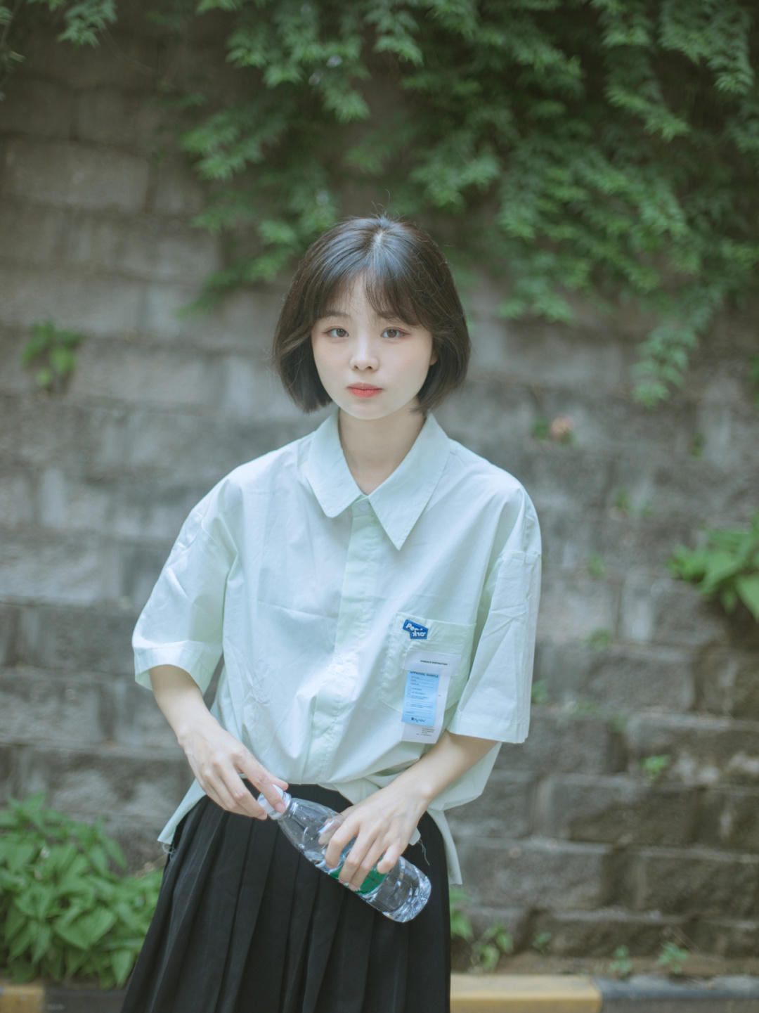 减龄|想要穿出少女感,不如试一试粉色衬衫+白色背带裤,穿起来元气十足!