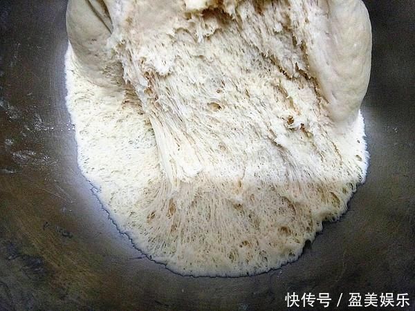 面团|蒸馒头，直接放酵母大错特错，告诉你正确做法，馒头又香又软