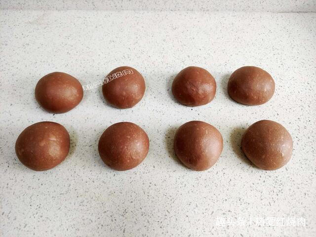 辫子面包容易断筋,自打用了这办法,每次做都成功而且拉丝效果好