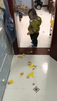 |搞笑GIF：本来想给女友一个惊喜 结果我在医院躺了三个月