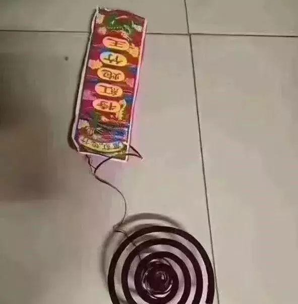 |搞笑图片幽默段子笑话哈哈,这个老板有个性啊,办公室装马桶