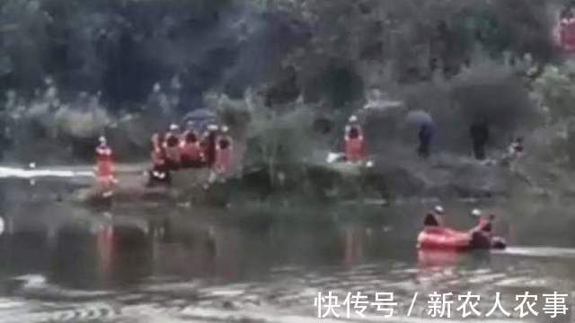 广东一男子野钓遇大鱼，鱼竿被拉入水中，下水打捞却再也没能上来