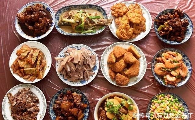 东北女孩晒家乡小吃在朋友圈火了,网友:看饿了,求蹭饭!