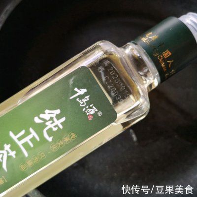白灼菜心时，记得加点它，菜心翠绿鲜嫩，清脆爽口