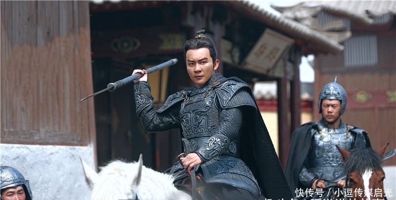 历史|历史上，三国的曹操是圣人还是罪人？为什么他到死都没有称帝？