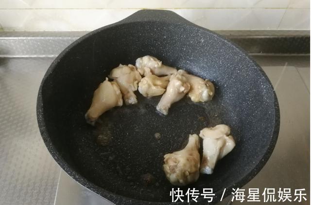 玉米油|连汤汁都不浪费的下饭“神器”，色泽红亮口感醇香，馋哭隔壁小孩