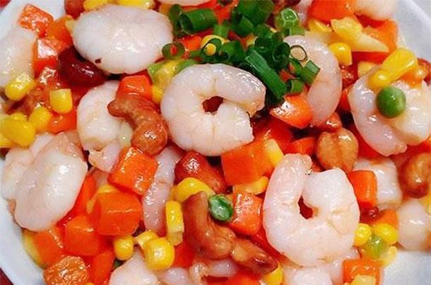 家人们|今夜强冷空气来临零下5度家人们注意保暖,多吃营养菜,暖身暖胃