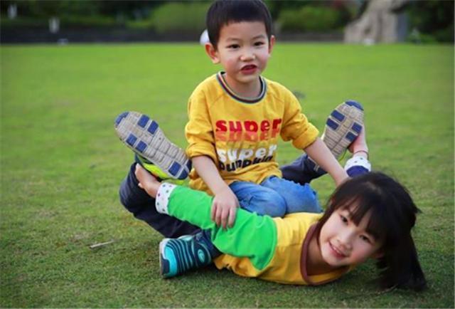 心酸$还记得11个姐姐凑32万给弟弟娶亲买房吗,后续如何,现实又心酸