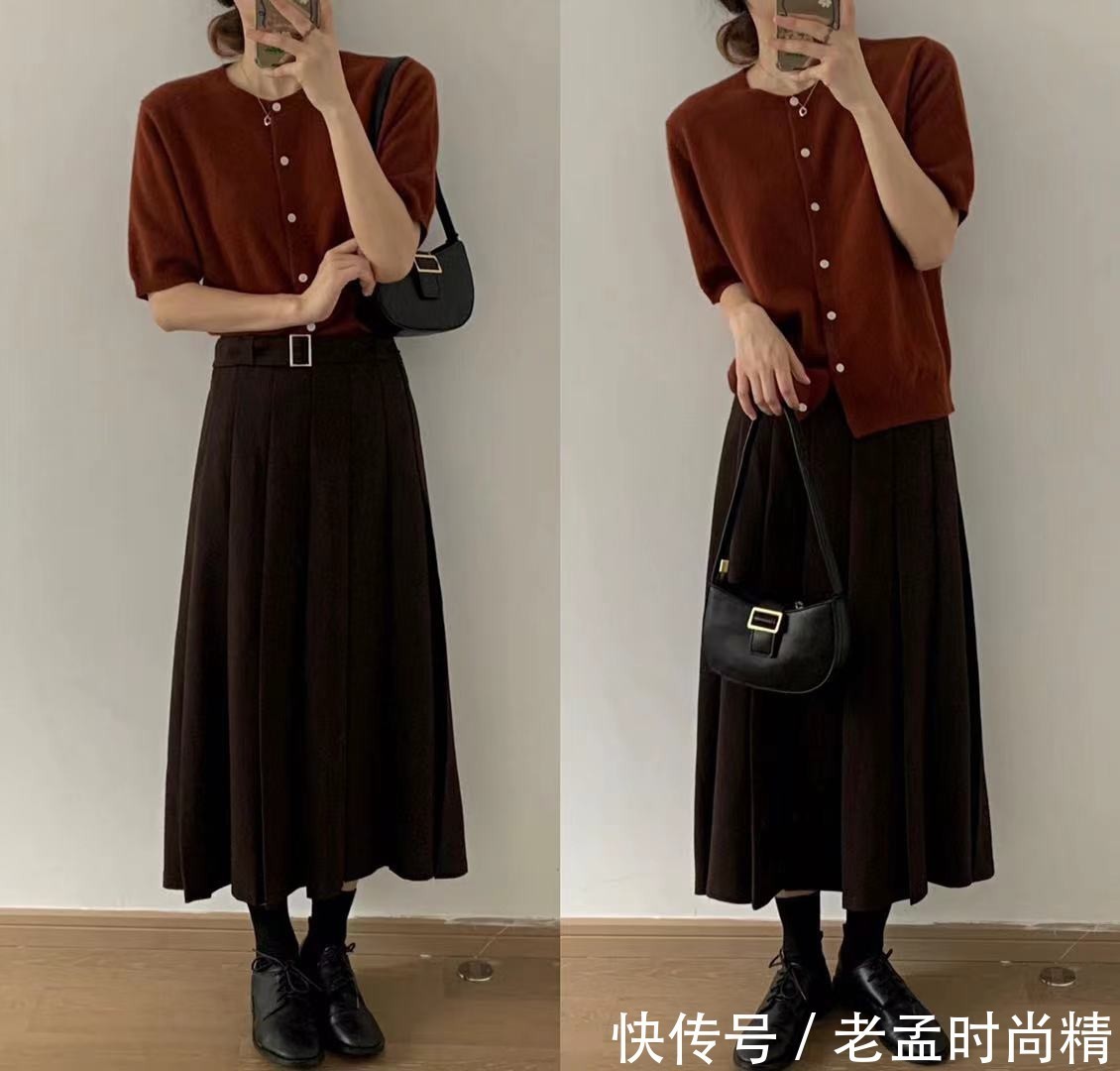 打底衫|早秋复古风 裙子、针织衫的搭配,显得简约温婉