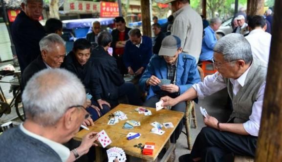 人未老，先痴呆？若能坚持用好3个方法，老年痴呆不敢扰！