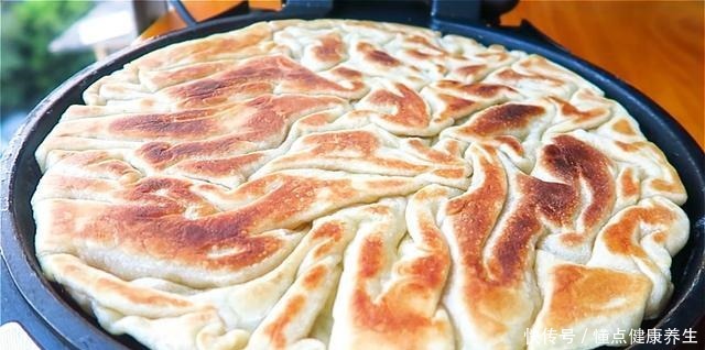 十元一斤的酱香饼,教你在家自制,外酥里软,学会再也不用买