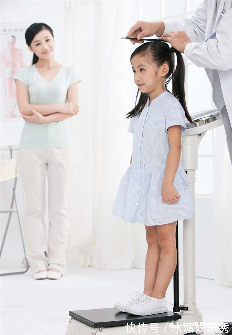 长高|3种水果常给孩子吃,补充营养,改善骨质,帮助孩子长高个