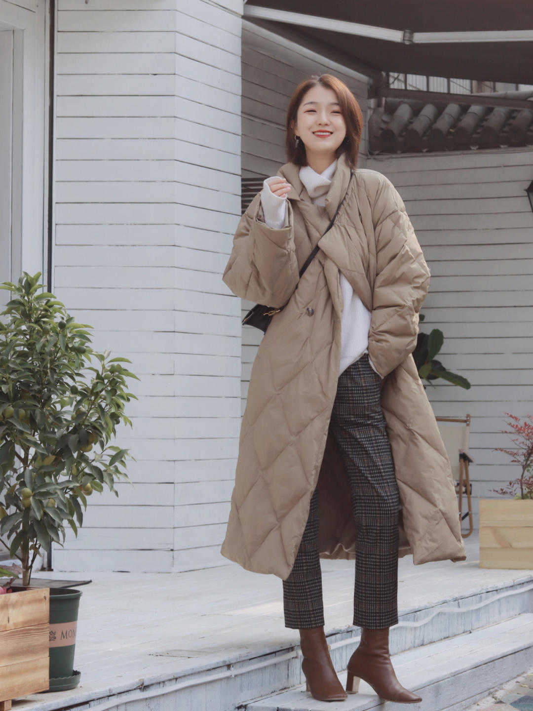廓形|秋冬,还没备长款羽绒服,选这4套能让你提升气质,精致又保暖