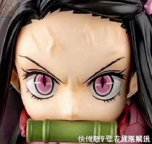 cos|泰国小哥“用肚子”cos祢豆子,脏话已备好,不成想被惊艳到