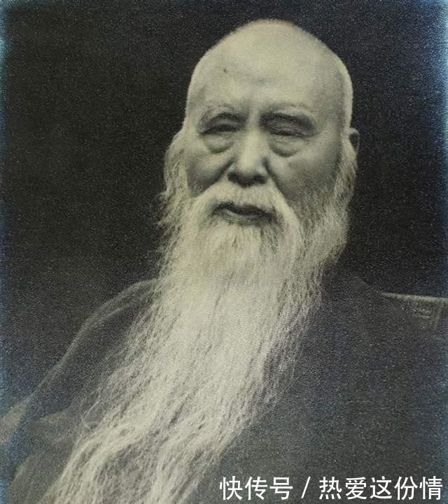 楷书$他被誉为“最后的书法泰斗”,以标准草书名世,没曾想楷书也精致