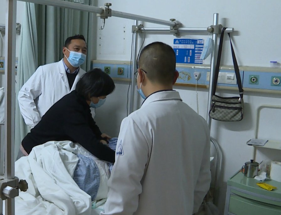 摔伤|百岁老人摔伤导致骨折 台州市立医院多学科联动顺利完成手术