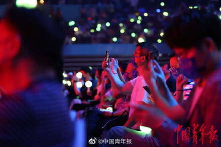 但愿人长久@“湾区升明月”2021大湾区中秋电影音乐晚会在深圳举行