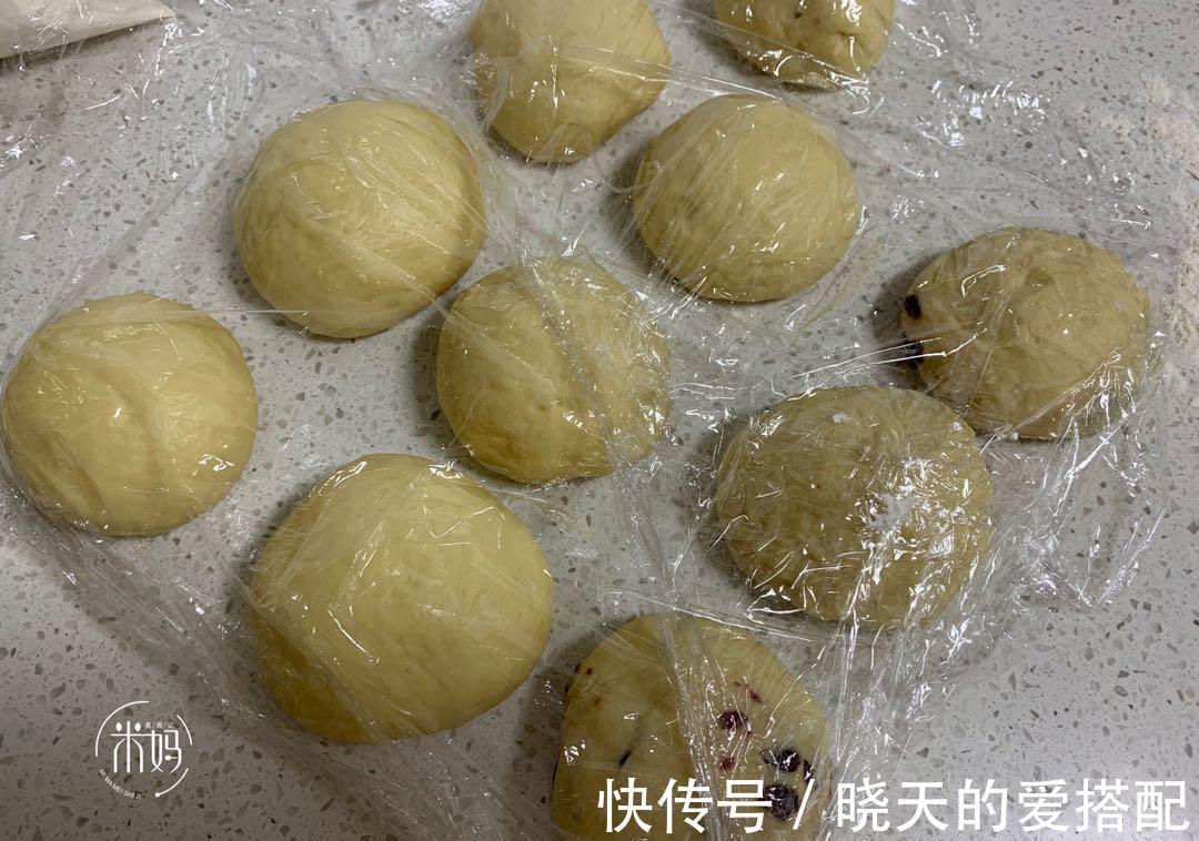 蔓越莓|外面卖20元一个的面包,自己在家做,10元能做10个,做法一看就会