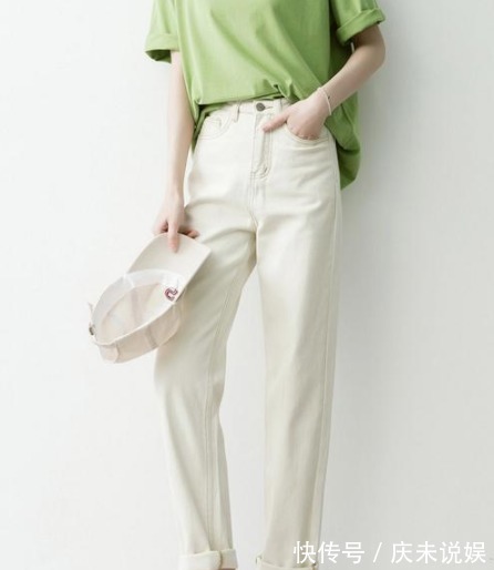 香奈儿 会穿的女人早已抛弃紧身牛仔裤,今年流行这6款裤子,早穿早好看