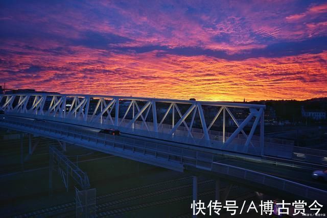 |幽默笑话:小姨子说:“今天是你五百被骗纪念日。哈哈哈……”