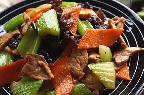 鲜香|经典的快手下饭菜,做法简便,鲜香微辣,家人边吃边赞真解馋!